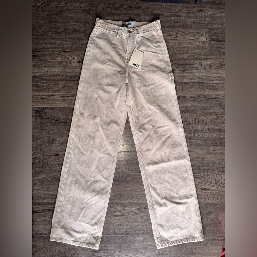 NWT DALA Women's Starch Drought JeansSize 26